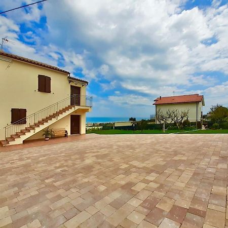 Casa Vacanze Con Vista Mare E Giardino - Amanecer Marzocca di Senigallia Bagian luar foto