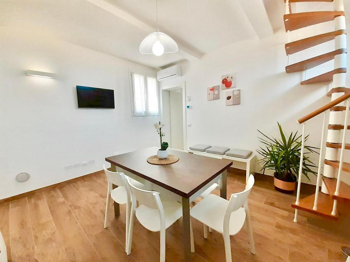 Casa Vacanze Con Vista Mare E Giardino - Amanecer Marzocca di Senigallia Bagian luar foto