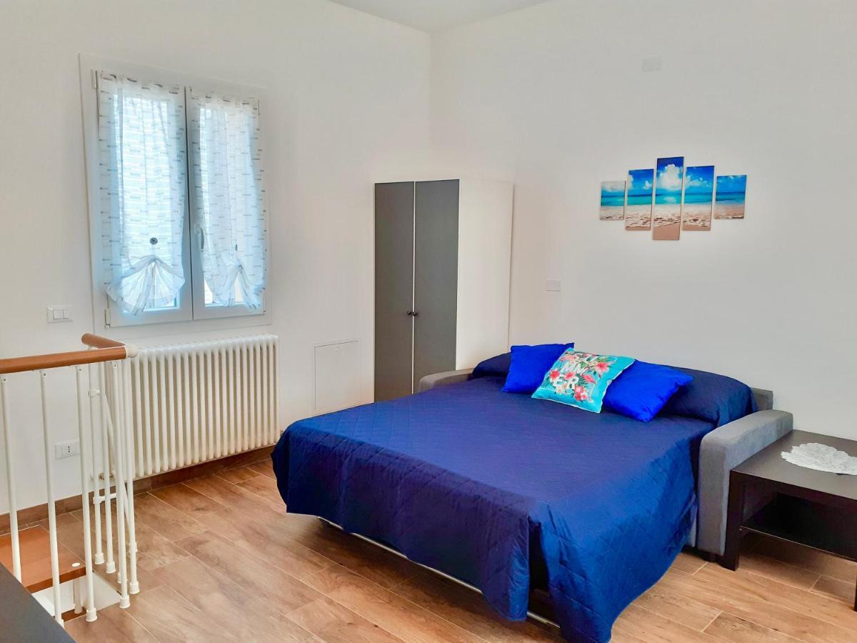 Casa Vacanze Con Vista Mare E Giardino - Amanecer Marzocca di Senigallia Bagian luar foto