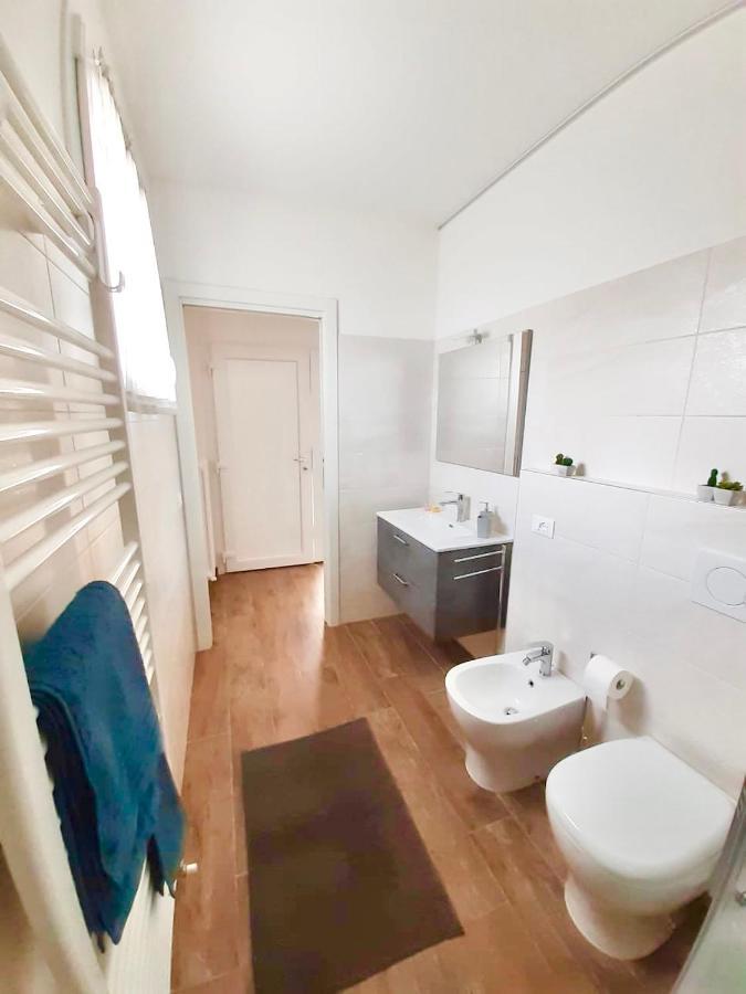 Casa Vacanze Con Vista Mare E Giardino - Amanecer Marzocca di Senigallia Bagian luar foto